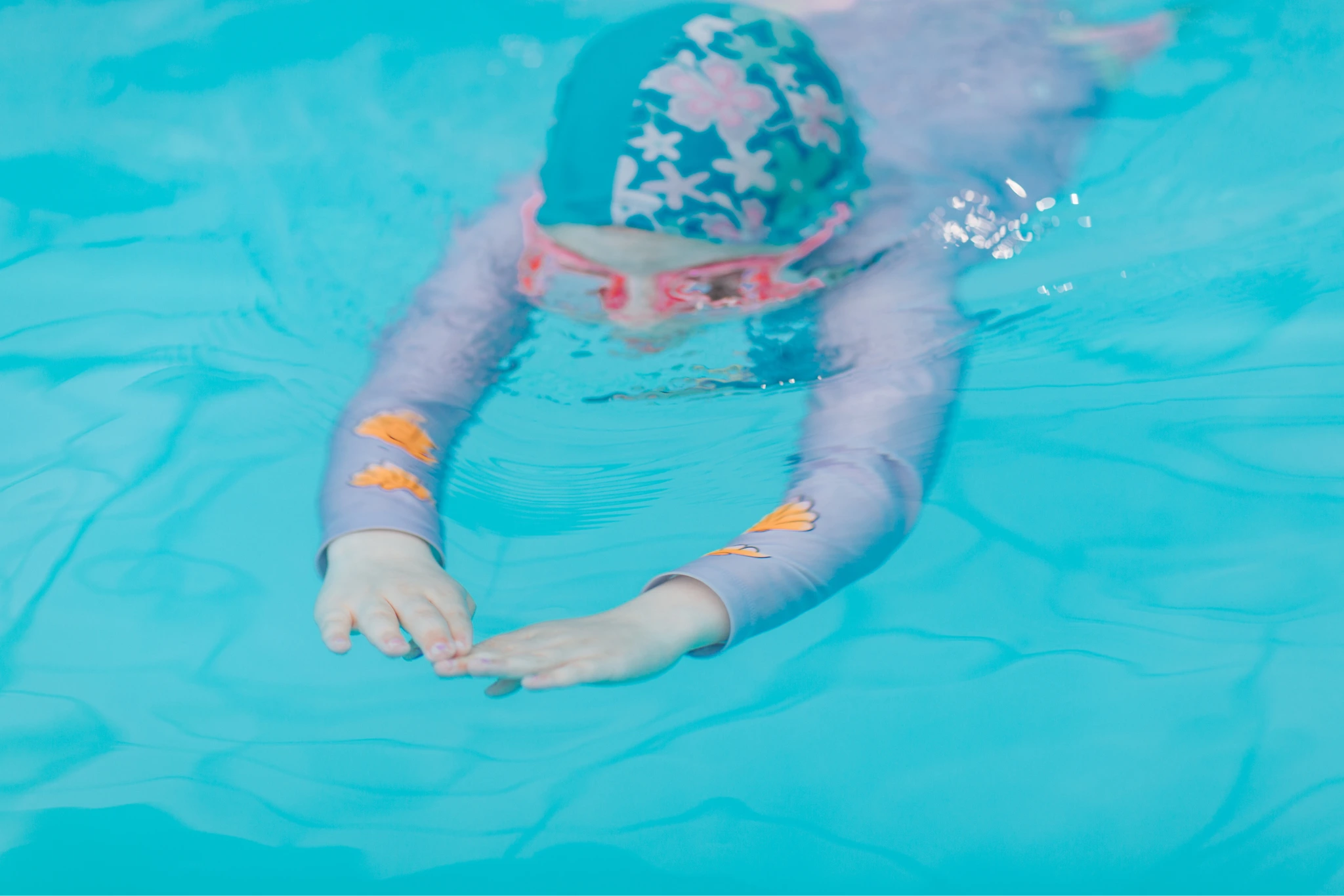 baby swimming